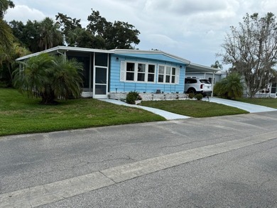 Welcome to 5824 Camelot Dr S in the highly desirable Camelot - photo 3