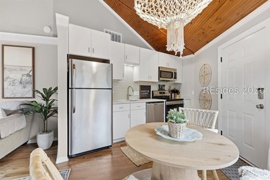 Located in the highly coveted Sea Pines Resort, 25 Night Heron - photo 4