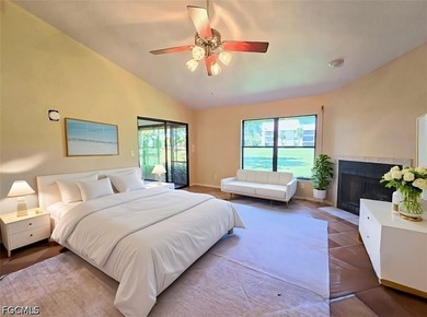 Enjoy panoramic unobstructed golf course & lake views with a - photo 21