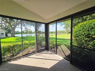 Enjoy panoramic unobstructed golf course & lake views with a - photo 24