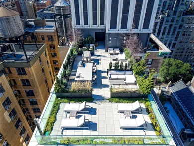 Presenting Residence 12. This spectacular full floor residence - photo 24