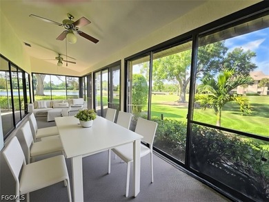 Enjoy panoramic unobstructed golf course & lake views with a - photo 25