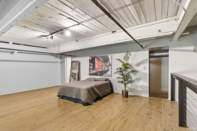 Trendy Loft-Style Condo Just 1 Mile from Downtown & Manchester -