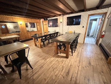 Great opportunity to own a very popular local landmark that has - photo 8