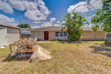 Lake Home For Sale in Winter Haven, Florida