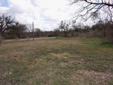 This property is zoned R4 Multi-Family, offering excellent - photo 3