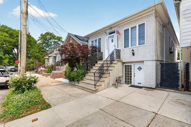 Turn-Key Perfection in the Heart of Pelham Bay! Welcome home to - photo 4