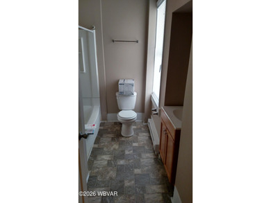 Great income-producing investment opportunity in the Penn - photo 3