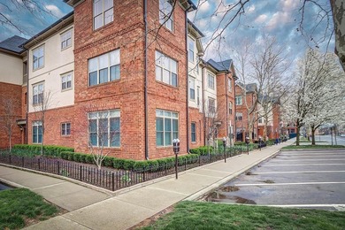 (private lake, pond, creek) Condo For Sale in Columbus Ohio