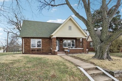 Arkansas River Home For Sale in Tulsa Oklahoma