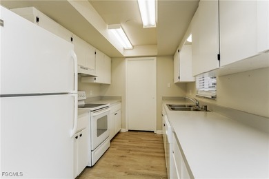 Inviting 3/2 home with open living areas and plenty of natural - photo 6