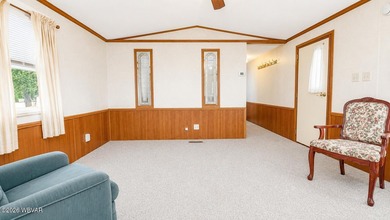 Affordable living in a well-maintained community! This 3-bedroom - photo 3
