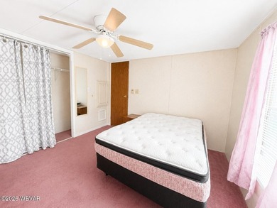 Affordable living in a well-maintained community! This 3-bedroom - photo 10