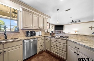 **$5000 in Seller Concessions back to you!** A perfectly well - photo 9