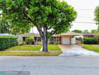 Lake Home For Sale in Hollywood, Florida