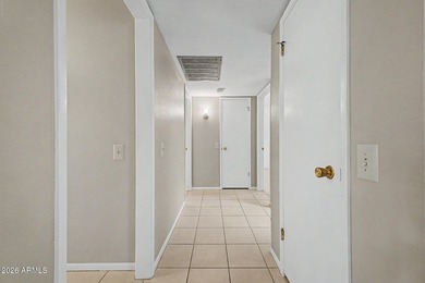 Move-in ready twin home in Sun City! 2 beds, 2 baths, 1-car - photo 6