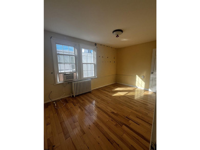 **NEW LISTING ALERT** Three Bedroom 1.5 bath 2 story home in the - photo 6