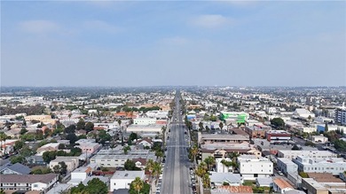 Welcome to Unit 19 at Plaza Pacifica, a beautifully renovated - photo 18