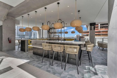 Great opportunity to purchase this fabulous condo. Owner is open - photo 20
