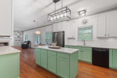 LAKEFRONT LIVING AT AN EXCEPTIONAL VALUE! EXPERIENCE THE BEST OF - photo 21