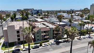 Welcome to Unit 19 at Plaza Pacifica, a beautifully renovated - photo 21