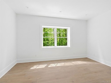 This stunning new construction estate, South of the Highway in - photo 24