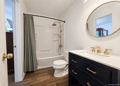 Come see this beautifully renovated Cape Cod-style home located - photo 8