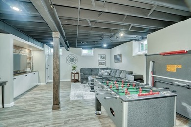 STYLISH UPDATES. INCREDIBLE SPACE. PRIVATE BACKYARD OASIS - photo 40