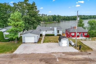 Lime Lake - Hillsdale County Home For Sale in Hudson Michigan