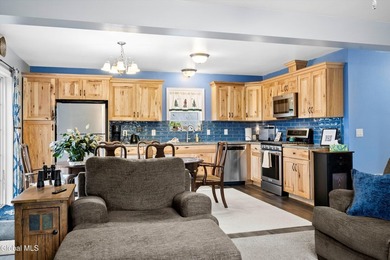 Wake up to panoramic views of the Great Sacandaga Lake and end - photo 13