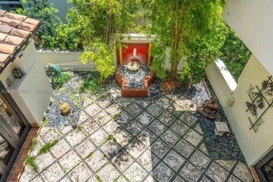 Beautiful Mediterranean villa sited on a prime corner lot on - photo 18