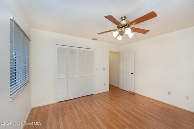 Located in a sought-after resort-style country club community - photo 20