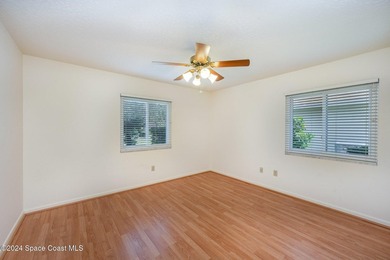 Located in a sought-after resort-style country club community - photo 21