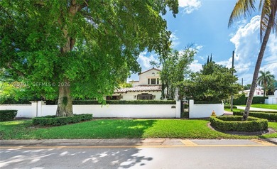 Beautiful Mediterranean villa sited on a prime corner lot on - photo 25