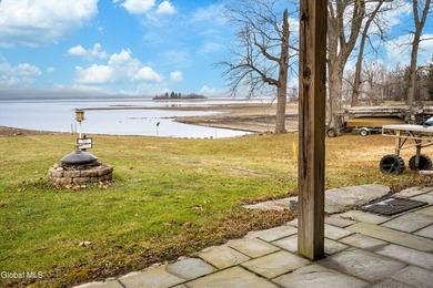 Wake up to panoramic views of the Great Sacandaga Lake and end - photo 29