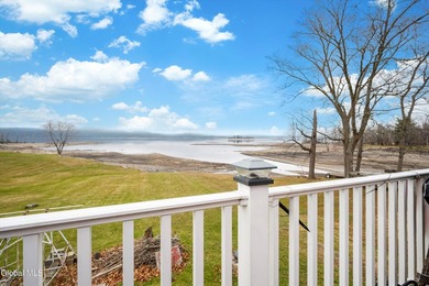 Wake up to panoramic views of the Great Sacandaga Lake and end - photo 33