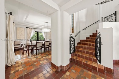 Beautiful Mediterranean villa sited on a prime corner lot on - photo 33