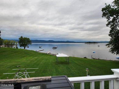 Wake up to panoramic views of the Great Sacandaga Lake and end - photo 34
