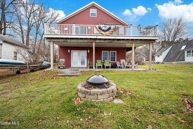 Wake up to panoramic views of the Great Sacandaga Lake and end - photo 36