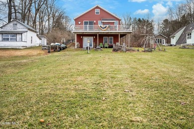 Wake up to panoramic views of the Great Sacandaga Lake and end - photo 37