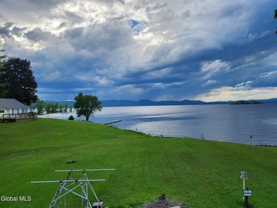 Wake up to panoramic views of the Great Sacandaga Lake and end - photo 39