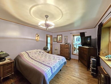 Private two bedroom home on beautifully wooded 9.36 acres with - photo 5