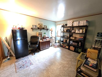 Private two bedroom home on beautifully wooded 9.36 acres with - photo 9