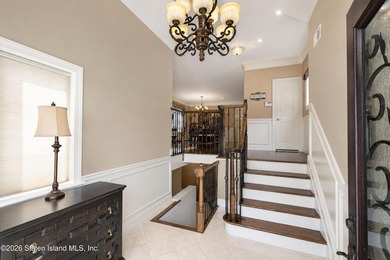 Custom built exceptional home presents an opportunity for buyers - photo 4