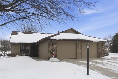 Lake Condo For Sale in Fort Wayne, Indiana