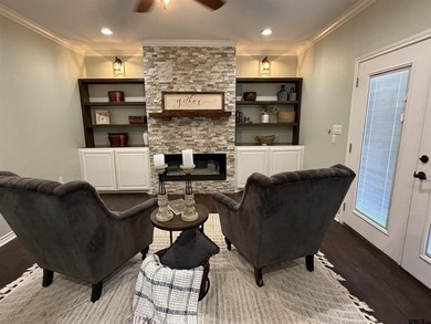 Charming 1998 Brick Home with Spacious Living and Modern - photo 15