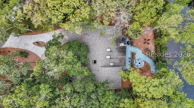 Unique home with a covered, heated pool and bi-fold doors that - photo 2