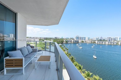 Exclusive corner residence with panoramic Intracoastal views - photo 3