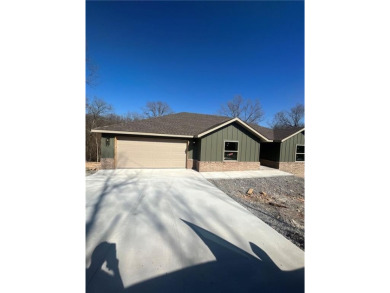 Lake Home For Sale in Bella Vista, Arkansas