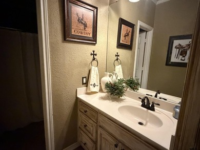 Charming 1998 Brick Home with Spacious Living and Modern - photo 37